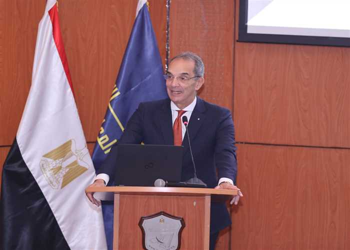 دكتور/ عمرو طلعت وزير الاتصالات وتكنولوجيا المعلومات يفتتح فعاليات الاحتفالية السنوية لمبادرة قدوة. تك: مستقبل تمكين المرأة فى عصر التحول الرقمى 2025
