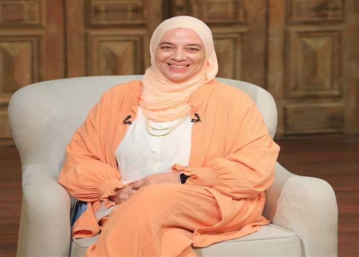 عبير عصام، قدوة. تك